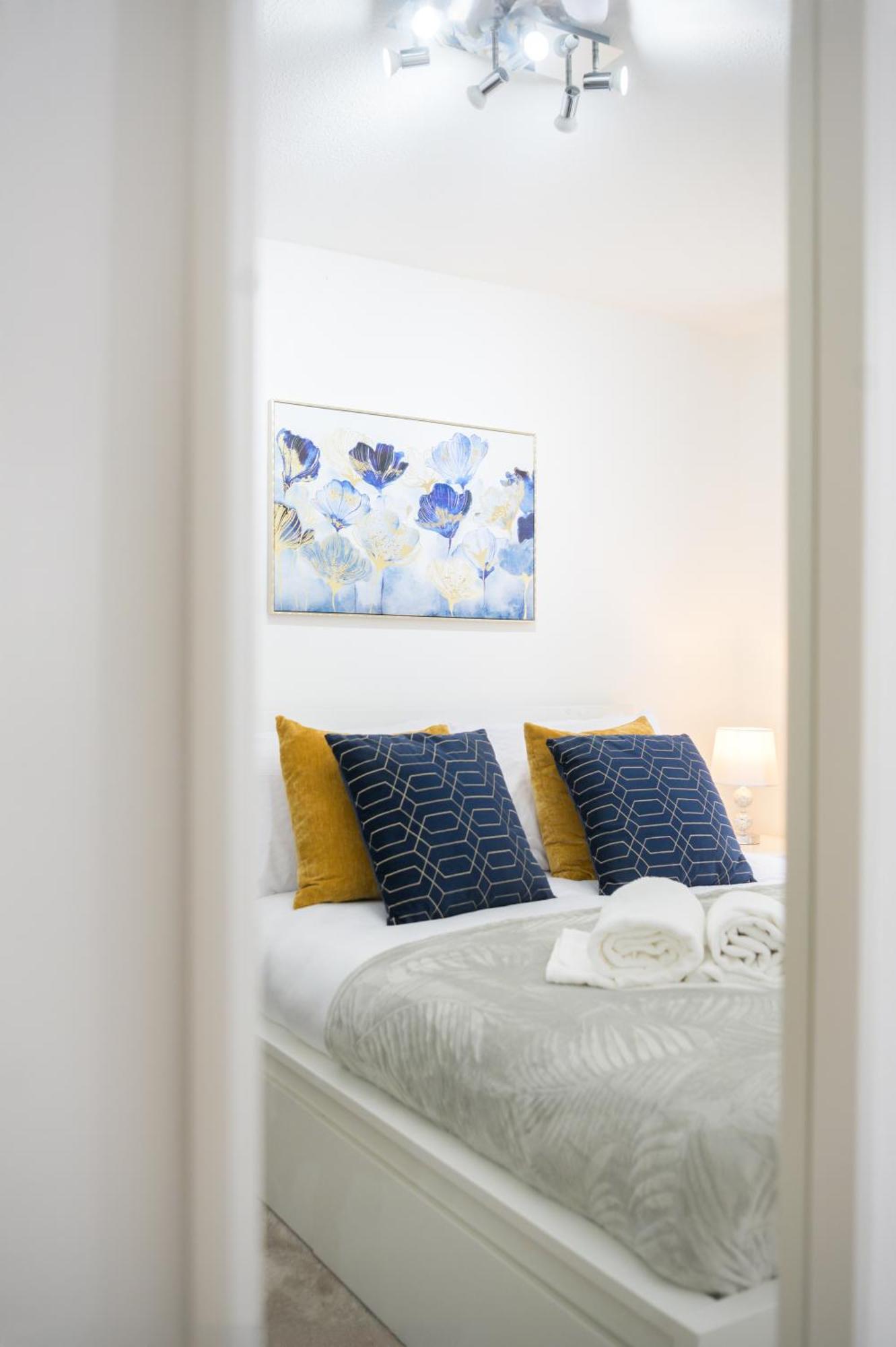 Silver Pines King Bed 2 Bedroom Apartment Manchester Zewnętrze zdjęcie