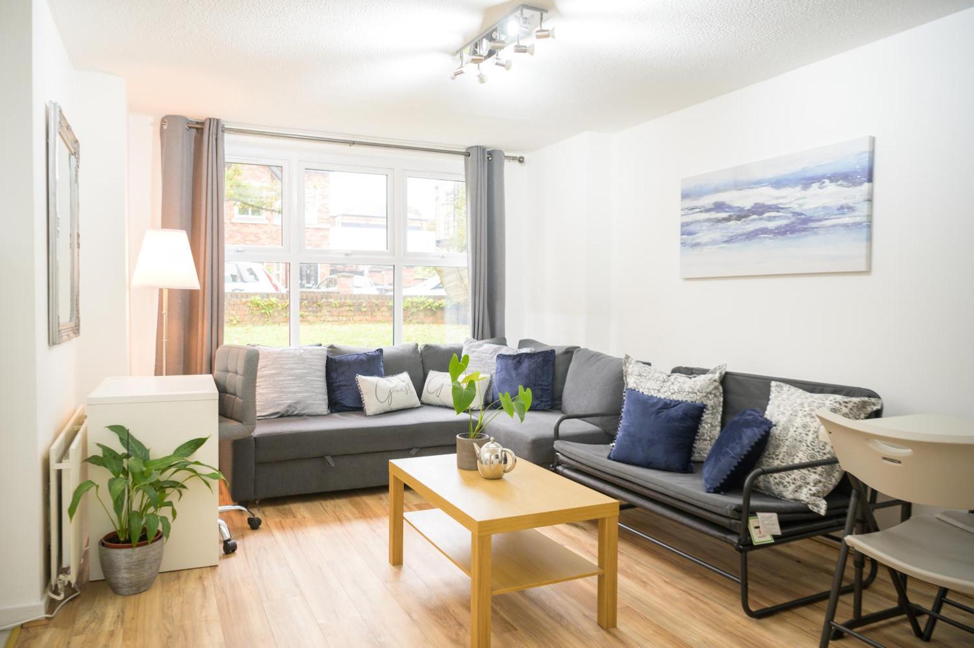 Silver Pines King Bed 2 Bedroom Apartment Manchester Zewnętrze zdjęcie